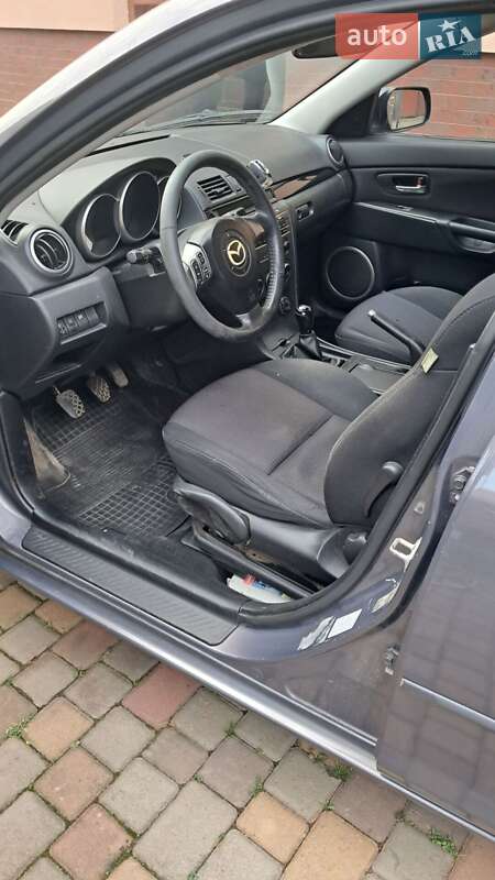 Хэтчбек Mazda 3 2007 в Сваляве фото 4 Хэтчбек Mazda 3 2007 в Сваляве