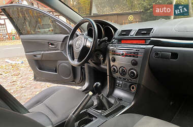 Седан Mazda 3 2006 в  фото 25 Седан Mazda 3 2006 в