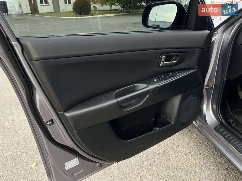 Хетчбек Mazda 3 2004 в Рівному фото 26 Хетчбек Mazda 3 2004 в Рівному