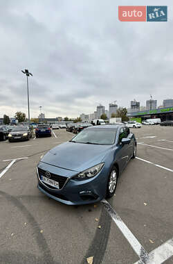 Хетчбек Mazda 3 2014 в Кропивницькому