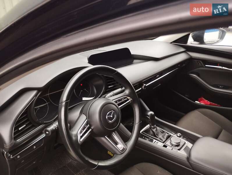 Седан Mazda 3 2019 в Вышгороде