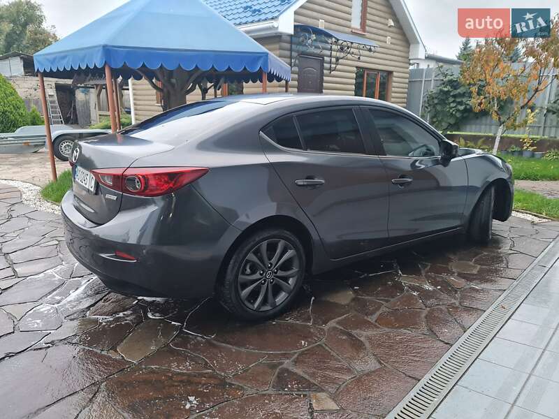 Седан Mazda 3 2015 в Ужгороде фото 19 Седан Mazda 3 2015 в Ужгороде