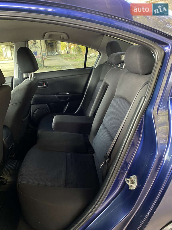 Седан Mazda 3 2004 в Мукачевому фото 18 Седан Mazda 3 2004 в Мукачевому