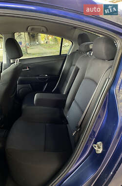 Седан Mazda 3 2004 в  фото 18 Седан Mazda 3 2004 в