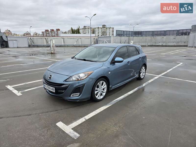 Хетчбек Mazda 3 2011 в Києві