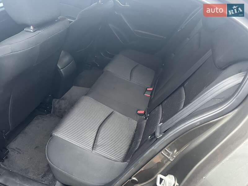 Седан Mazda 3 2016 в Києві фото 31 Седан Mazda 3 2016 в Києві
