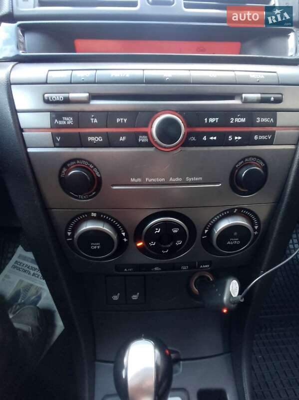 Седан Mazda 3 2007 в Днепре