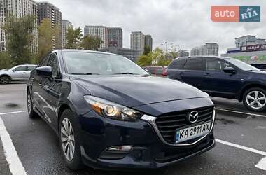 Седан Mazda 3 2018 в  фото 14 Седан Mazda 3 2018 в