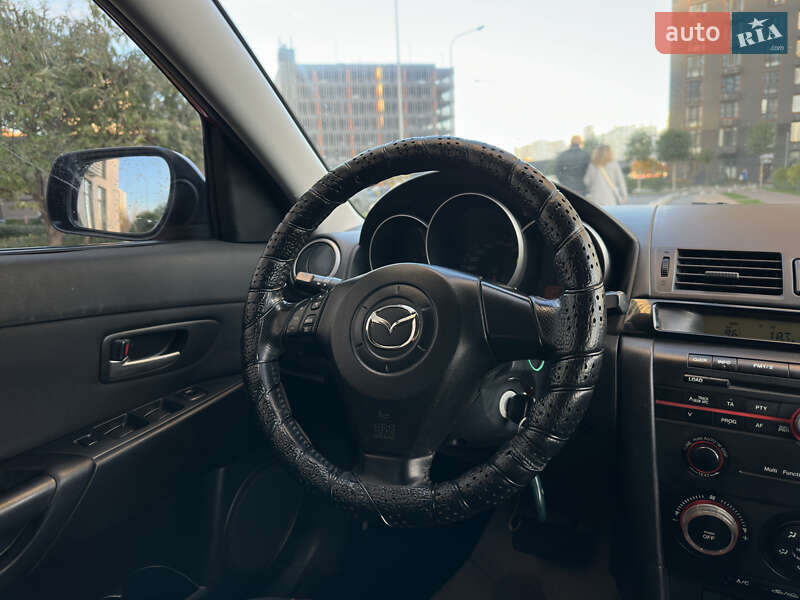 Хетчбек Mazda 3 2004 в Києві