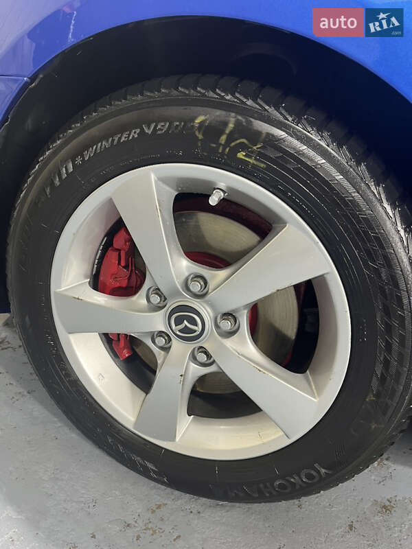 Седан Mazda 3 2005 в Каменском