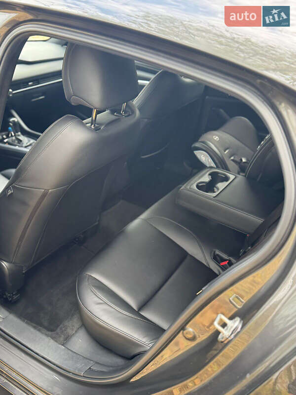 Хэтчбек Mazda 3 2021 в Кропивницком