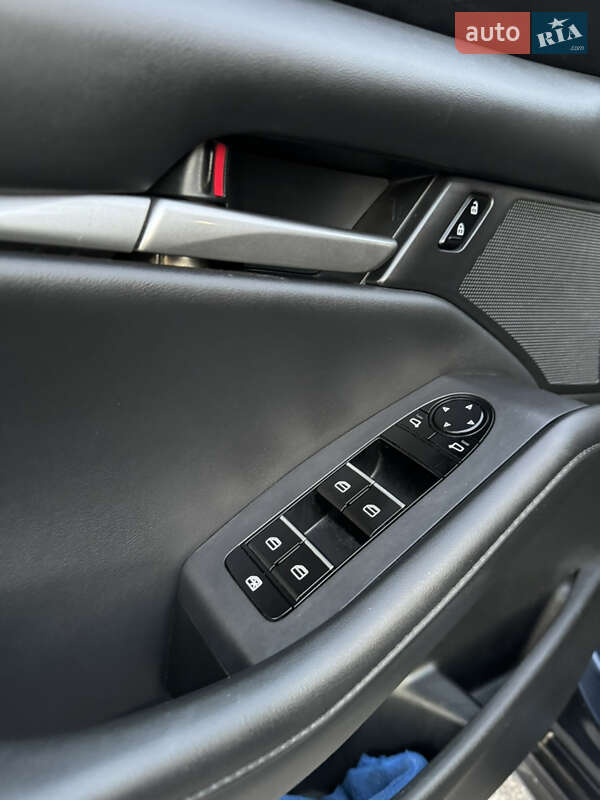 Седан Mazda 3 2020 в Харькове