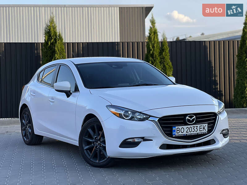Хэтчбек Mazda 3 2018 в Киеве фото 4 Хэтчбек Mazda 3 2018 в Киеве