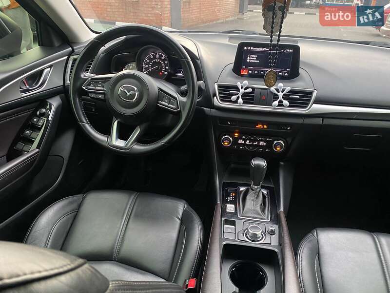 Седан Mazda 3 2017 в Києві фото 5 Седан Mazda 3 2017 в Києві