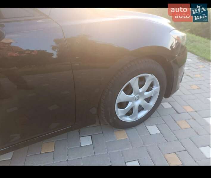 Седан Mazda 3 2015 в Києві фото 14 Седан Mazda 3 2015 в Києві