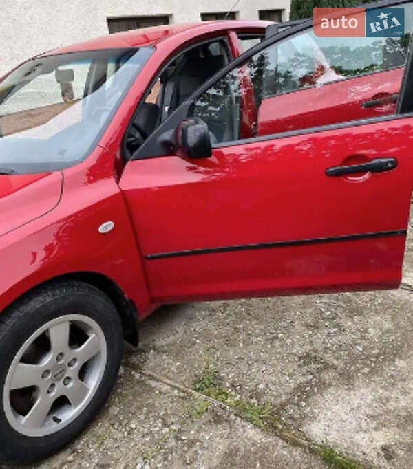 Хетчбек Mazda 3 2005 в Береговому