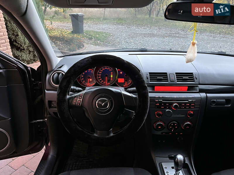 Седан Mazda 3 2007 в Смілі фото 30 Седан Mazda 3 2007 в Смілі