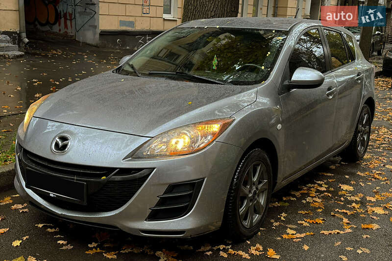 Хэтчбек Mazda 3 2010 в Харькове