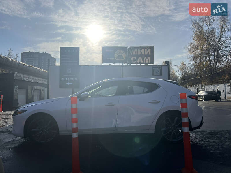 Хэтчбек Mazda 3 2020 в Киеве фото 4 Хэтчбек Mazda 3 2020 в Киеве