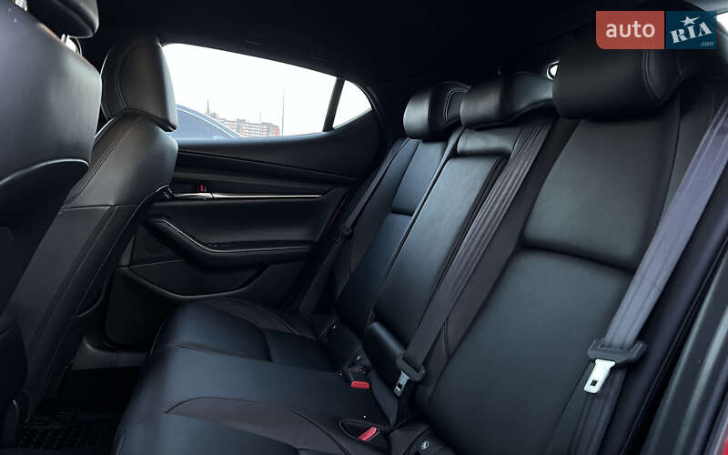 Хэтчбек Mazda 3 2019 в Львове