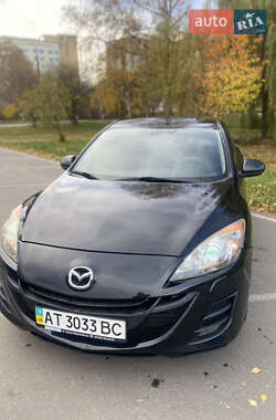 Седан Mazda 3 2011 в Ивано-Франковске Седан Mazda 3 2011 в Ивано-Франковске