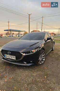Седан Mazda 3 2021 в Білгороді-Дністровському