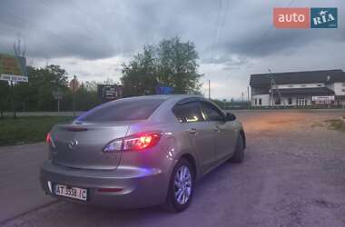 Седан Mazda 3 2011 в Ивано-Франковске