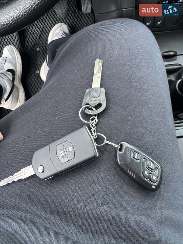 Хэтчбек Mazda 3 2006 в Днепре фото 26 Хэтчбек Mazda 3 2006 в Днепре