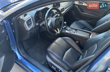 Седан Mazda 3 2017 в Днепре