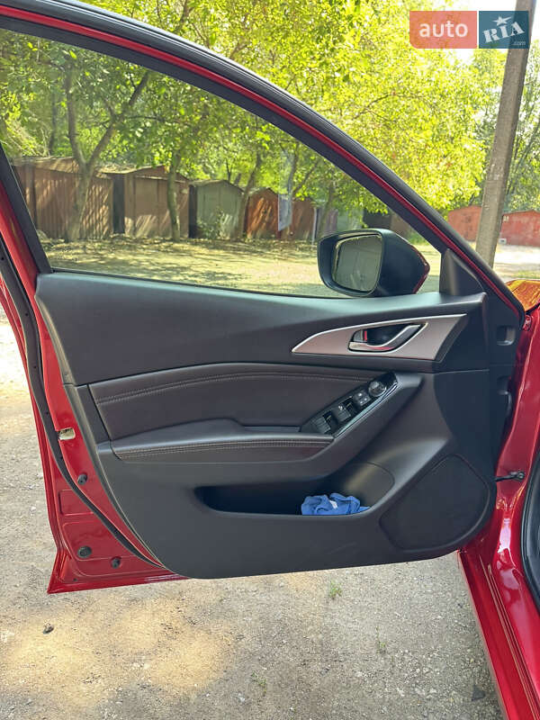 Седан Mazda 3 2016 в Запорожье фото 30 Седан Mazda 3 2016 в Запорожье