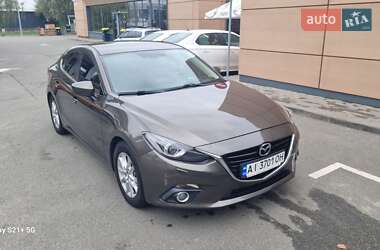 Седан Mazda 3 2014 в Киеве