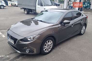 Седан Mazda 3 2014 в Киеве