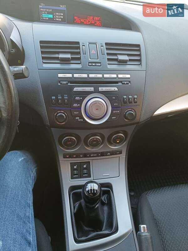 Хэтчбек Mazda 3 2009 в Черновцах фото 18 Хэтчбек Mazda 3 2009 в Черновцах