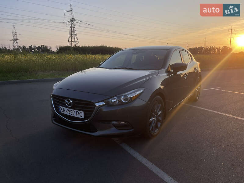 Хетчбек Mazda 3 2017 в Києві фото 8 Хетчбек Mazda 3 2017 в Києві