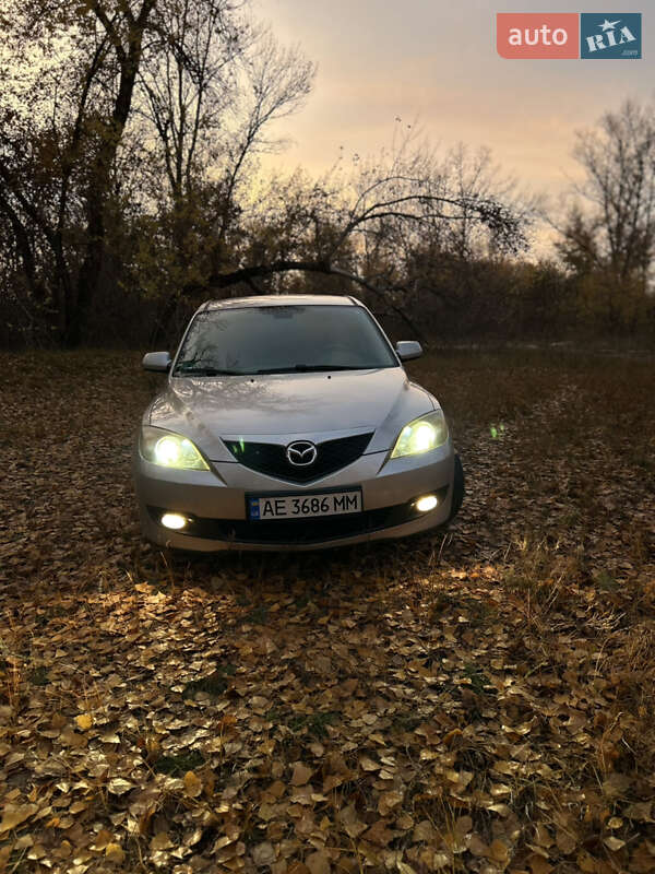 Хэтчбек Mazda 3 2006 в Днепре