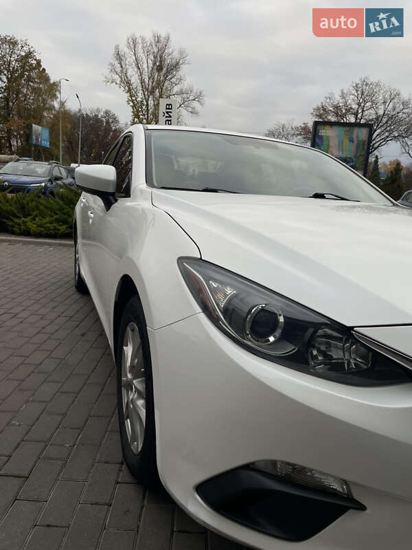 Седан Mazda 3 2016 в Полтаве фото 5 Седан Mazda 3 2016 в Полтаве