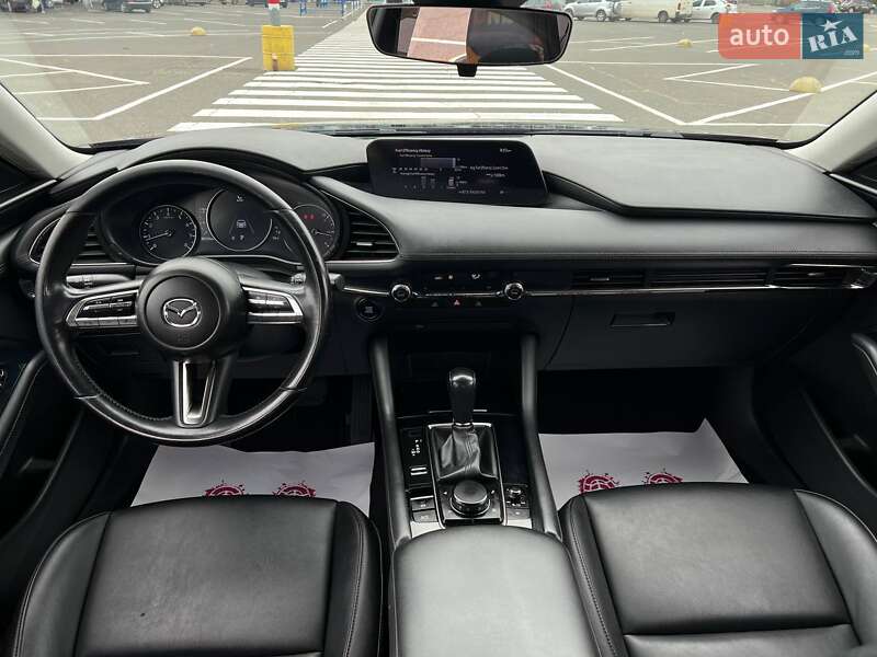 Седан Mazda 3 2018 в Одесі фото 13 Седан Mazda 3 2018 в Одесі