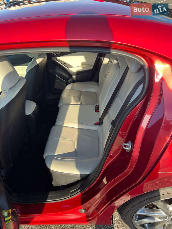 Седан Mazda 3 2018 в Києві фото 7 Седан Mazda 3 2018 в Києві