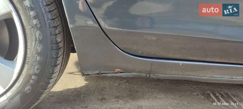 Хэтчбек Mazda 3 2006 в Днепре