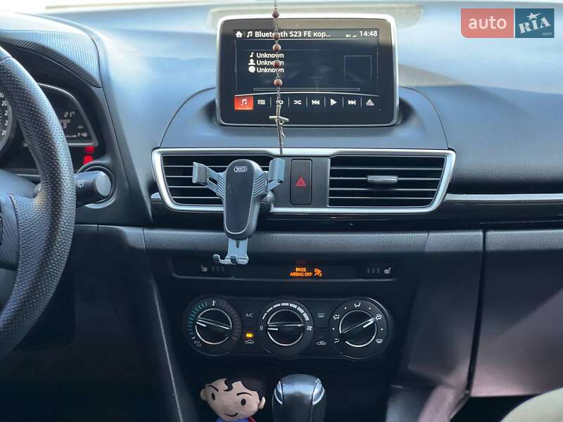 Хэтчбек Mazda 3 2013 в Ивано-Франковске