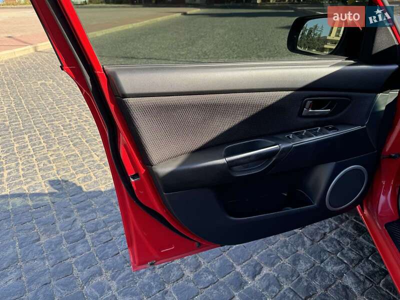 Седан Mazda 3 2008 в Чорноморську