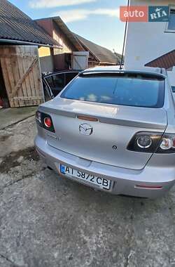 Седан Mazda 3 2006 в Ивано-Франковске