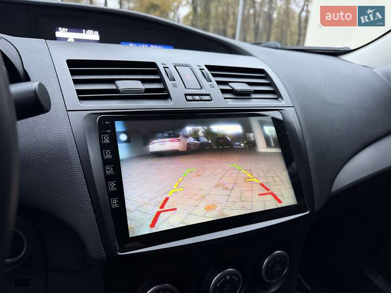 Седан Mazda 3 2013 в Дніпрі