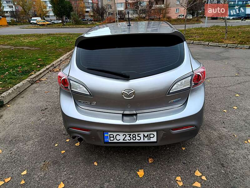 Хетчбек Mazda 3 2013 в Черкасах