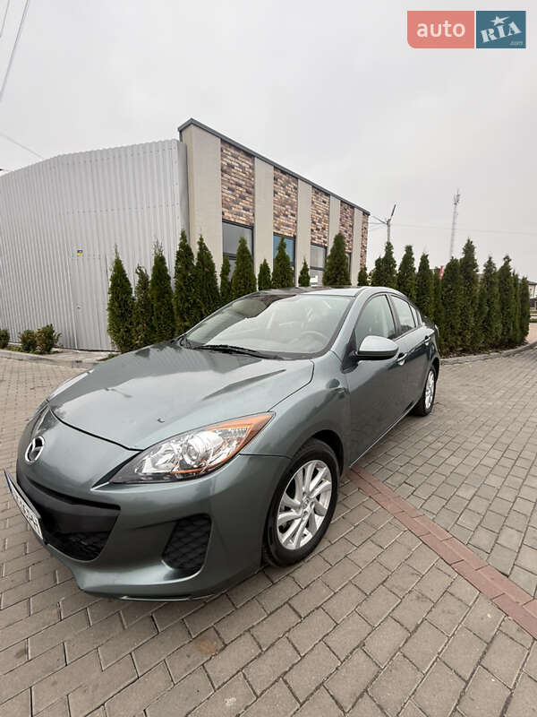 Седан Mazda 3 2012 в Білій Церкві