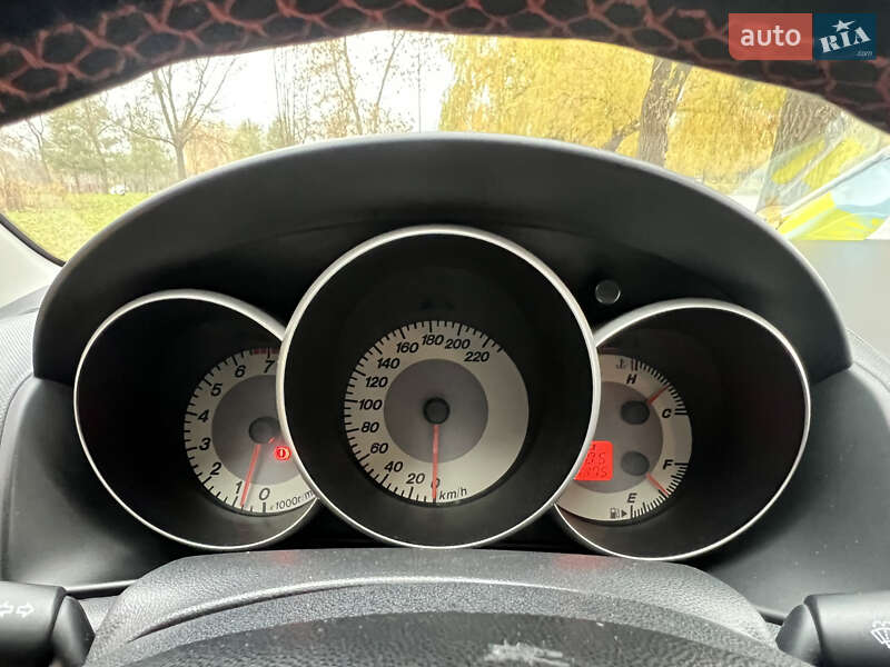 Седан Mazda 3 2007 в Ровно