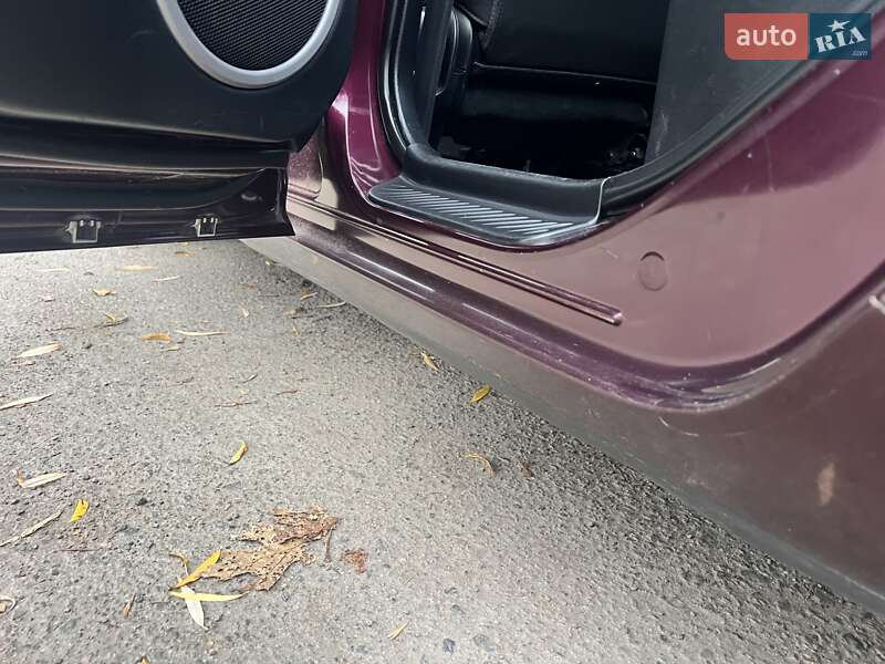 Седан Mazda 3 2007 в Ровно