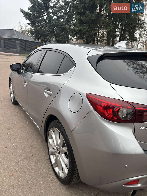Хетчбек Mazda 3 2014 в Житомирі