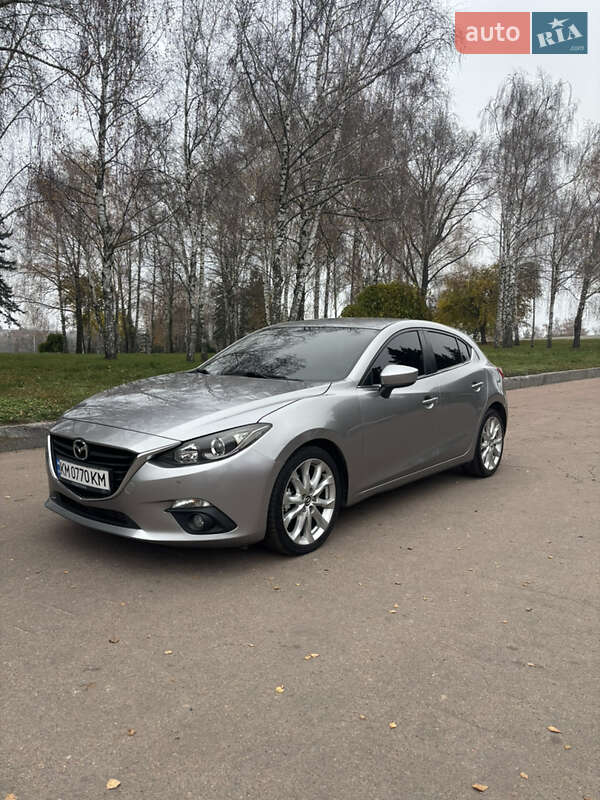 Хетчбек Mazda 3 2014 в Житомирі