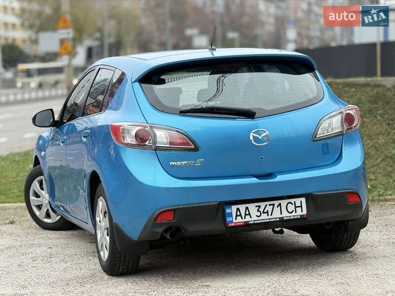 Хетчбек Mazda 3 2010 в Києві